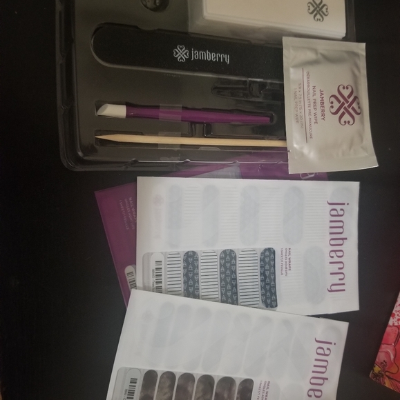 Beauty bundle - Picture 2 of 3